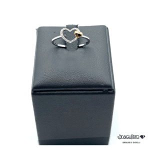 Anello oro bianco e diamanti