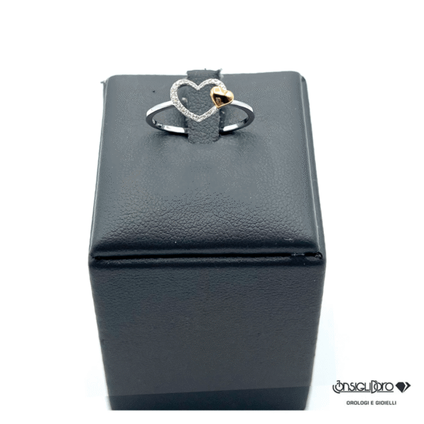 Anello oro bianco e diamanti