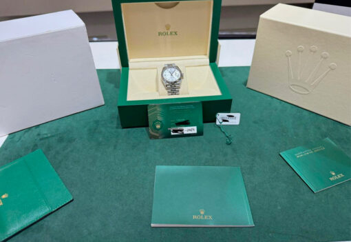 Rolex Datejust 36 NUOVO 2024 quadrante in diamanti ore 6 & 9 full set con documenti e scatola - Image 2