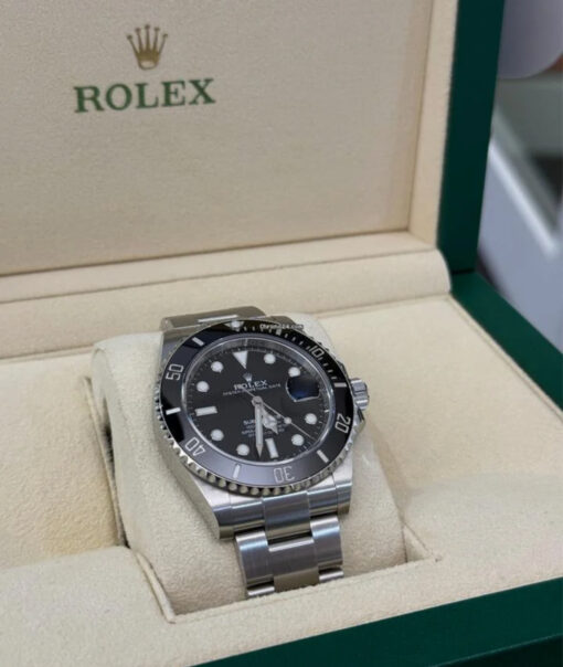 Rolex Submariner Date Certified 41mm del 2023 full set excellent condition con documenti e scatola Rolex - Image 2