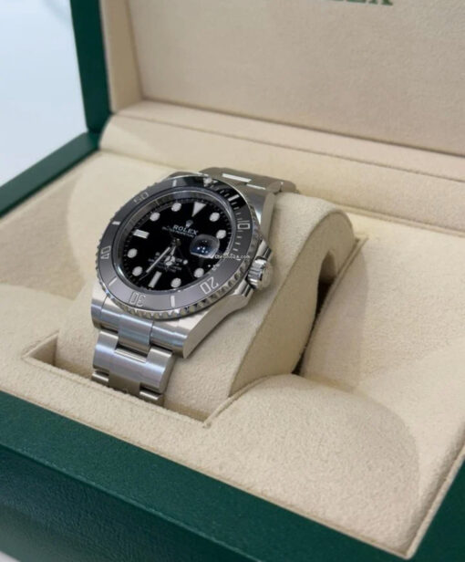 Rolex Submariner Date Certified 41mm del 2023 full set excellent condition con documenti e scatola Rolex - Image 3