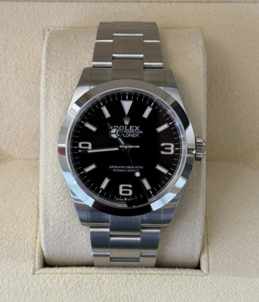 Rolex Explorer 40mm NUOVO 2025 full set con documenti e scatola Rolex