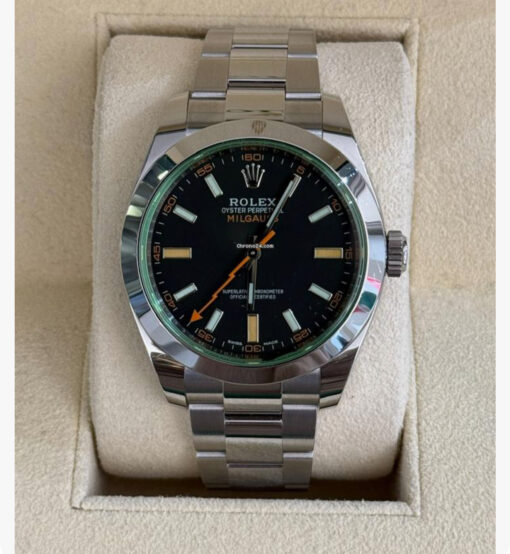 Rolex Milgauss Certified del 2020 Italia vetro verde quadrante nero full set top condition con documenti