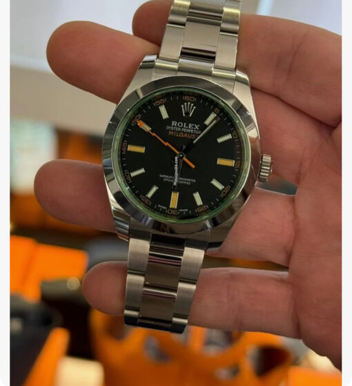 Rolex Milgauss Certified del 2020 Italia vetro verde quadrante nero full set top condition con documenti - Image 5