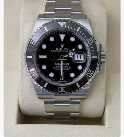 Rolex Submariner Date 41mm NUOVO 2025 full set con documenti e scatola Rolex