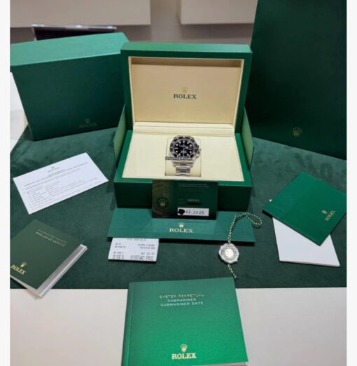 Rolex Submariner Date 41mm NUOVO 2025 full set con documenti e scatola Rolex - Image 2