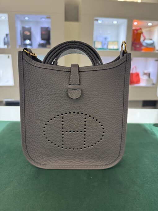 Hermès mini evelyn gris nuova 2024 - Image 4