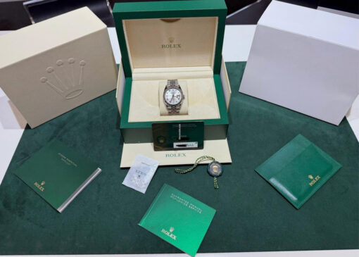 Rolex Datejust 36 126234 Automatico 2023 Acciaio Come nuovo e mai indossato - Image 2