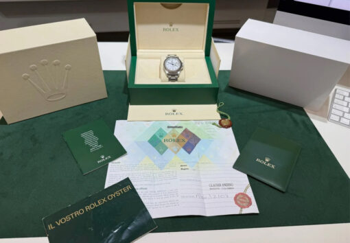 Rolex Explorer II bianco white del 2007 full set top condition con documenti e scatola Rolex - Image 2