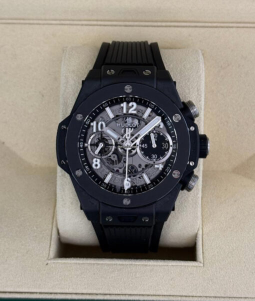 Hublot Big Bang Unico Black Magic 42mm del 2022 full set excellent condition con documenti