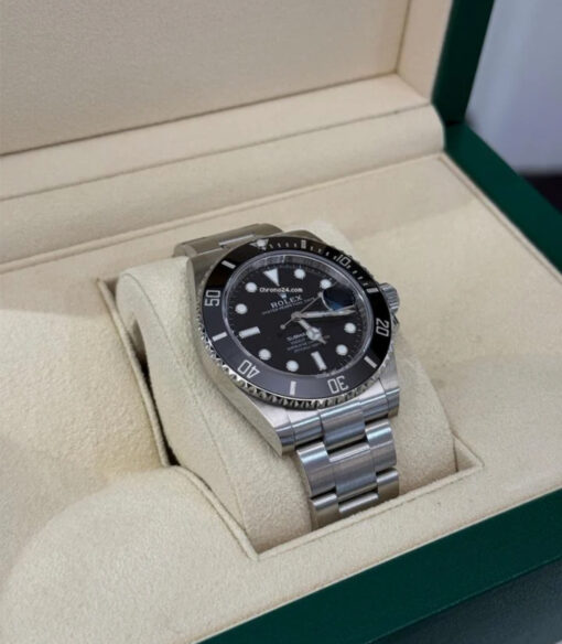 Rolex Submariner Date 41mm del 2022 full set top condition con documenti e scatola Rolex - Image 3