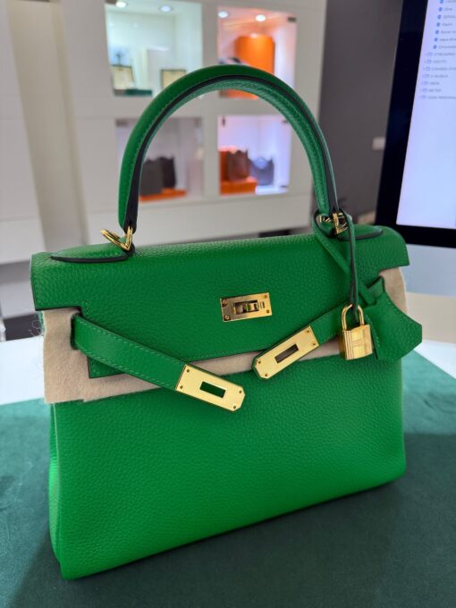 Borsa Hermès kelly 28 retourne togo clemence taurillon hardware dorato NUOVA color Verde bambù full set con scontrini e scatole FULL STICKERS - Image 2