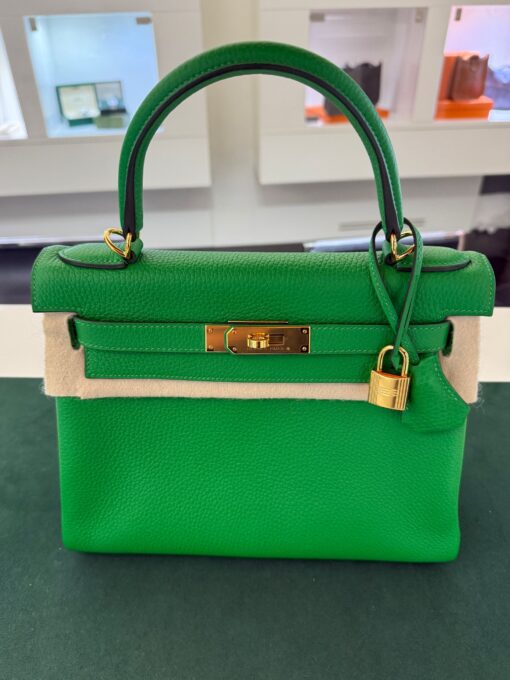 Borsa Hermès kelly 28 retourne togo clemence taurillon hardware dorato NUOVA color Verde bambù full set con scontrini e scatole FULL STICKERS - Image 5