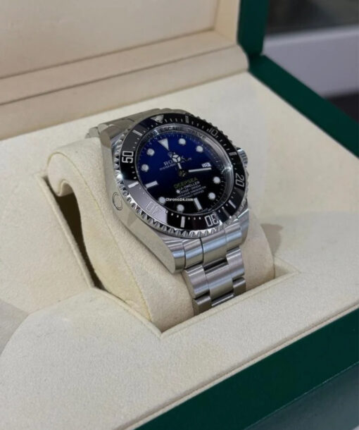 Rolex Sea-Dweller Deepsea D-blue James Cameron del 2015 Italia con revisione fatta Dicembre 2024 - Image 4