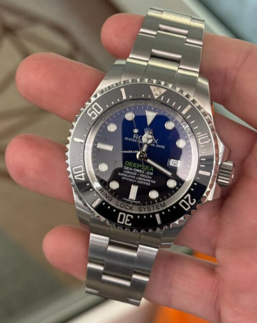 Rolex Sea-Dweller Deepsea D-blue James Cameron del 2015 Italia con revisione fatta Dicembre 2024 - Image 5