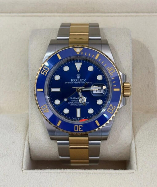 Rolex Submariner Date del 2022 full set top condition con documenti e scatola Rolex