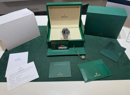 Rolex Submariner Date NUOVO 2025 Aprile full set certificato Italia con scatola Rolex - Image 2