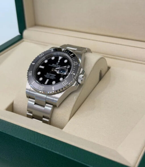 Rolex Submariner Date NUOVO 2025 Aprile full set certificato Italia con scatola Rolex - Image 3
