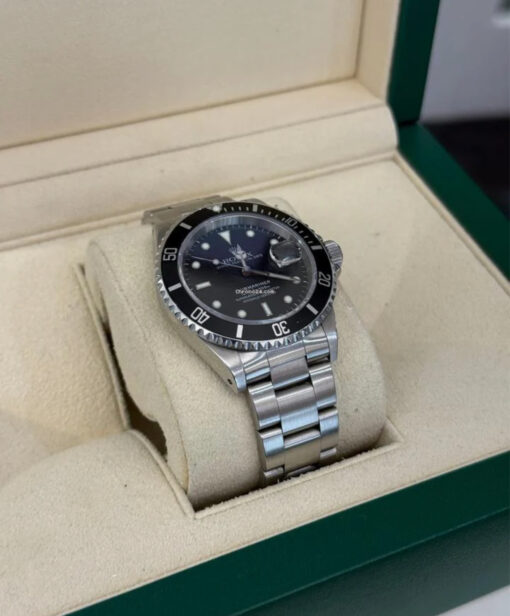 Rolex Submariner Date del 1990 full set top condition con documenti e scatola Rolex - Image 4
