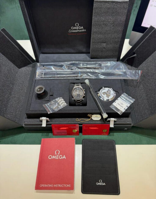 Omega Speedmaster Professional Moonwatch del 2017 full set top condition con documenti scatola - Image 2