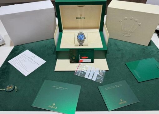 Rolex Datejust 31 NUOVO 2024 quadrante blu romani full set con documenti e scatola Rolex - Image 2