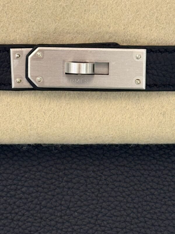 WhatsApp Image 2025-05-19 at 15.33.29-3 Hermès Kelly 28 retourne veau pellame togo NUOVA 2025 Maggio seriale K color NOIR nero con hardware brusched satinato