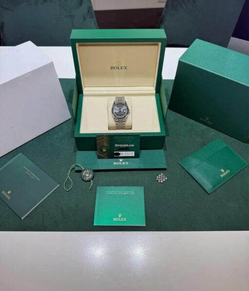 Rolex Datejust 36 NUOVO Wimbledon 2025 Italia Aprile Jubilee full set con documenti e scatola - Image 2