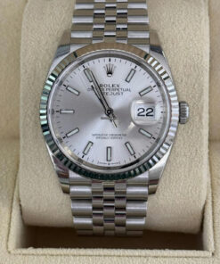 Rolex Datejust 36 quadrante argento del 2022 Italia full set top condition con documenti