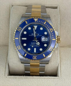 Rolex Submariner Date del 2024 blu acciaio oro full set top condition con documenti e scatola