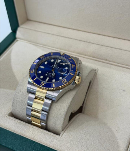Rolex Submariner Date del 2024 blu acciaio oro full set top condition con documenti e scatola - Image 3