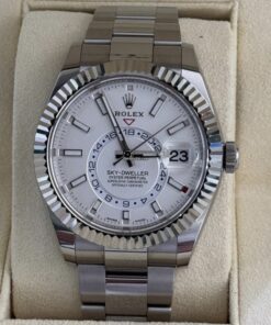 Rolex Sky-Dweller Bianco white del 2022 full set top condition con documenti e scatola Rolex