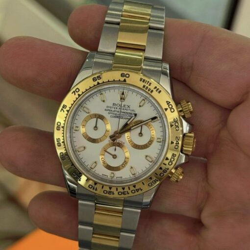 Rolex Daytona bianco white del 2018 italiano full set top condition con documenti scatola Rolex - Image 4