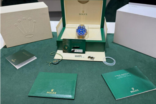 Rolex Submariner Date del 2021 blu acciaio oro full set excellent condition documenti e scatola - Image 2