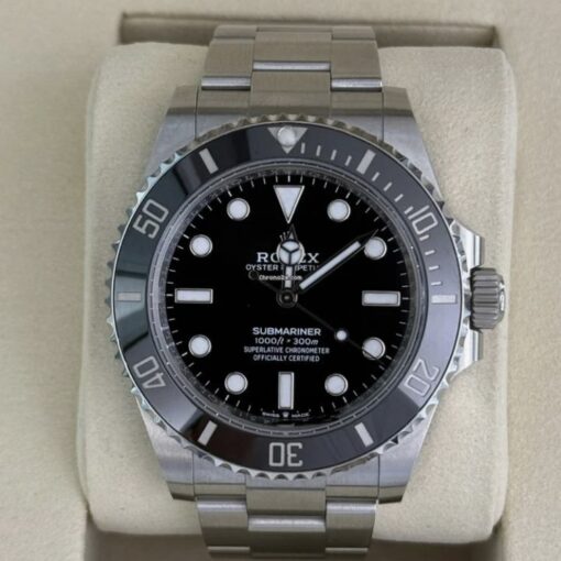 Rolex Submariner (No Date) No-date Aprile 2025 new model full set con documenti e scatola Rolex