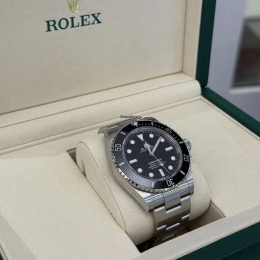 Rolex Submariner (No Date) No-date Aprile 2025 new model full set con documenti e scatola Rolex - Image 3