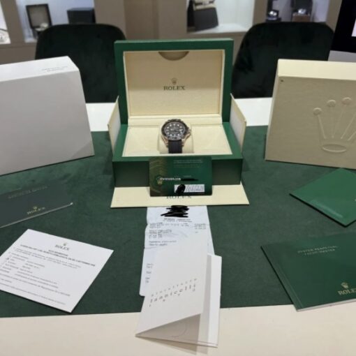 Rolex Yacht-Master 40 NUOVO 2025 Giugno Italia full set con documenti e scatola Rolex rose gold - Image 2