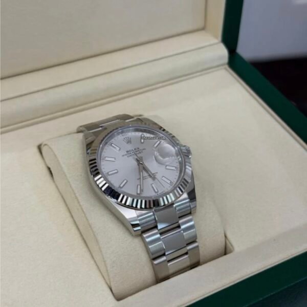Rolex Datejust 41 argentè oyster NUOVO 2025 full set con documenti e scatola Rolex