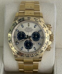Rolex Daytona Pikachu del 2023 oro giallo full set top condition con documenti e scatola Rolex