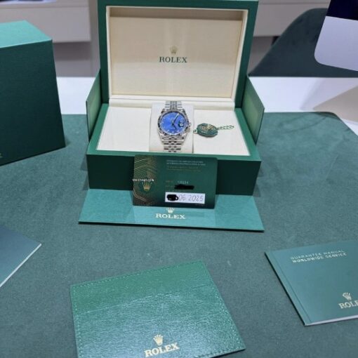 Rolex Datejust 36 NUOVO 2025 Giugno Italia Jubilee quadrante blu in diamanti full set documenti - Image 2