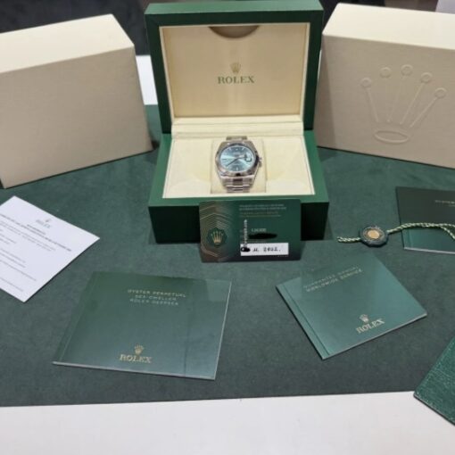 Rolex Datejust 41 Verde menta green NUOVO full stickers full pellicole full set con documenti - Image 2