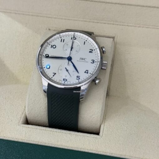 IWC Portuguese Chronograph del 2020 doppio cinturino originale full set excellent condition - Image 4