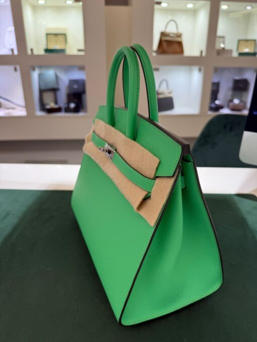Hermès Birkin 25 sellier veau epsom vert comics stampa W NUOVA 2025 colore nuovo new color verde hardware palladio full set con scontrino ufficiale Hermès pellicole stickers ovunque . - Image 4