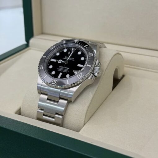 Rolex Submariner (No Date) 41mm No-date Black Watch NUOVO 2025 full set con documenti e scatola - Image 3