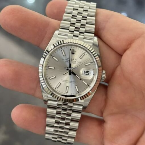 Rolex Datejust 36 NUOVO 2025 Jubilee quadrante argentè full stickers full set con documenti - Image 2