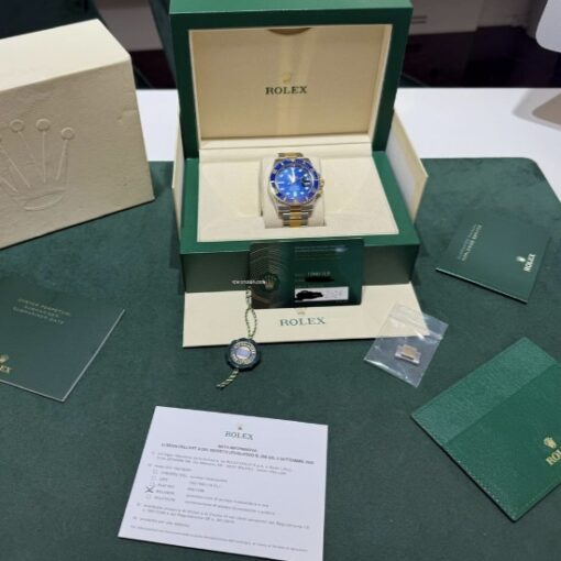 Rolex Submariner Date blu del 2022 Italia full set acciaio oro top condition con documenti - Image 2