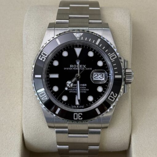 Rolex Submariner Date 41mm NUOVO 2025 Agosto Italia full set con documenti e scatola Rolex