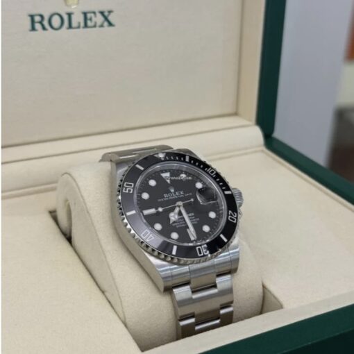 Rolex Submariner Date 41mm NUOVO 2025 Agosto Italia full set con documenti e scatola Rolex - Image 4