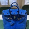 WhatsApp Image 2025-07-31 at 17.39.52 (1) Hermès Birkin 25 crocodile poro porosus lisse stampa U second hand colore blue hardware palladio full set con scontrino ufficiale Hermès
