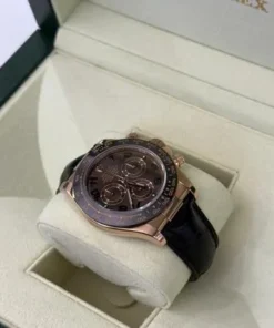 Alternative view of Rolex Daytona Chocolate pink gold everose del 2013 Italia full set excellent condition