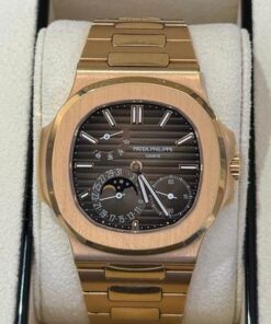 Patek Philippe Nautilus rose gold chocolate dial 2024 Italiano full set excellent condition documenti